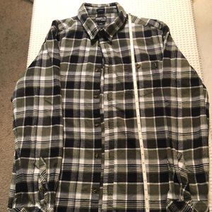 Mens O'Neill Button Down Flannel Shirt Size Large Olive and Black LIKE NEW!